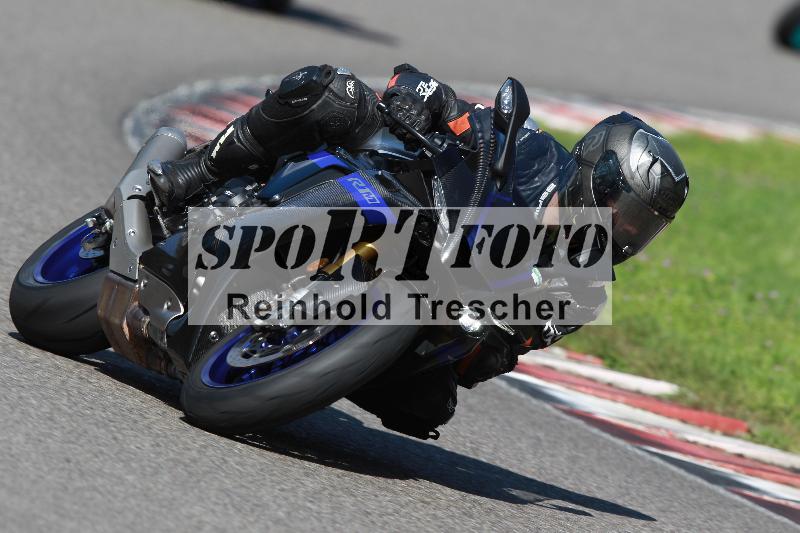 /Archiv-2022/64 19.09.2022.09 Plüss Moto Sport Yamaha Fun Day ADR/Sportfahrer/testbike